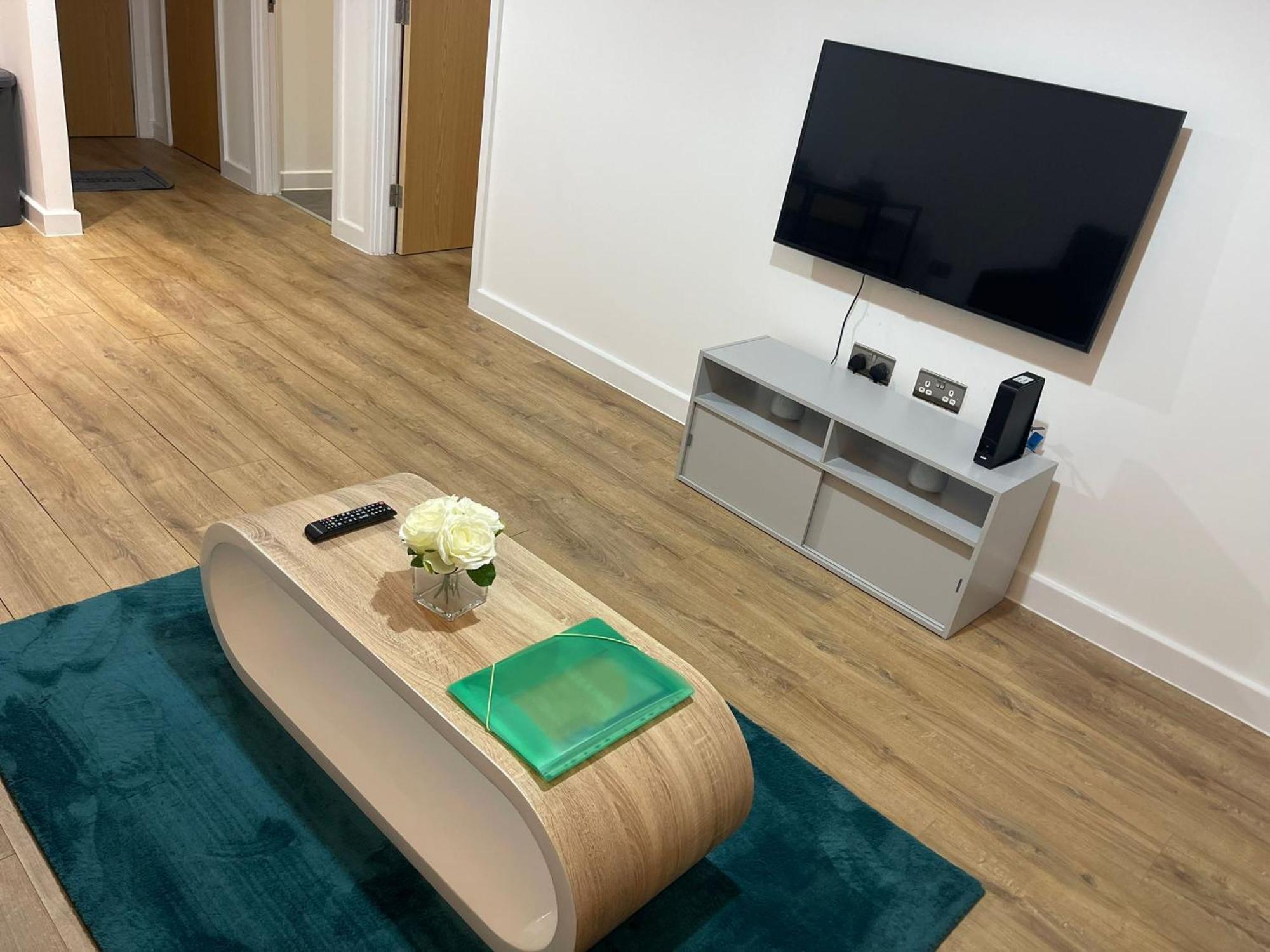 Deluxe Central Apartment - Fast Wifi- Utilitia Arena - Icc - Sea Life Centre Birmingham Buitenkant foto